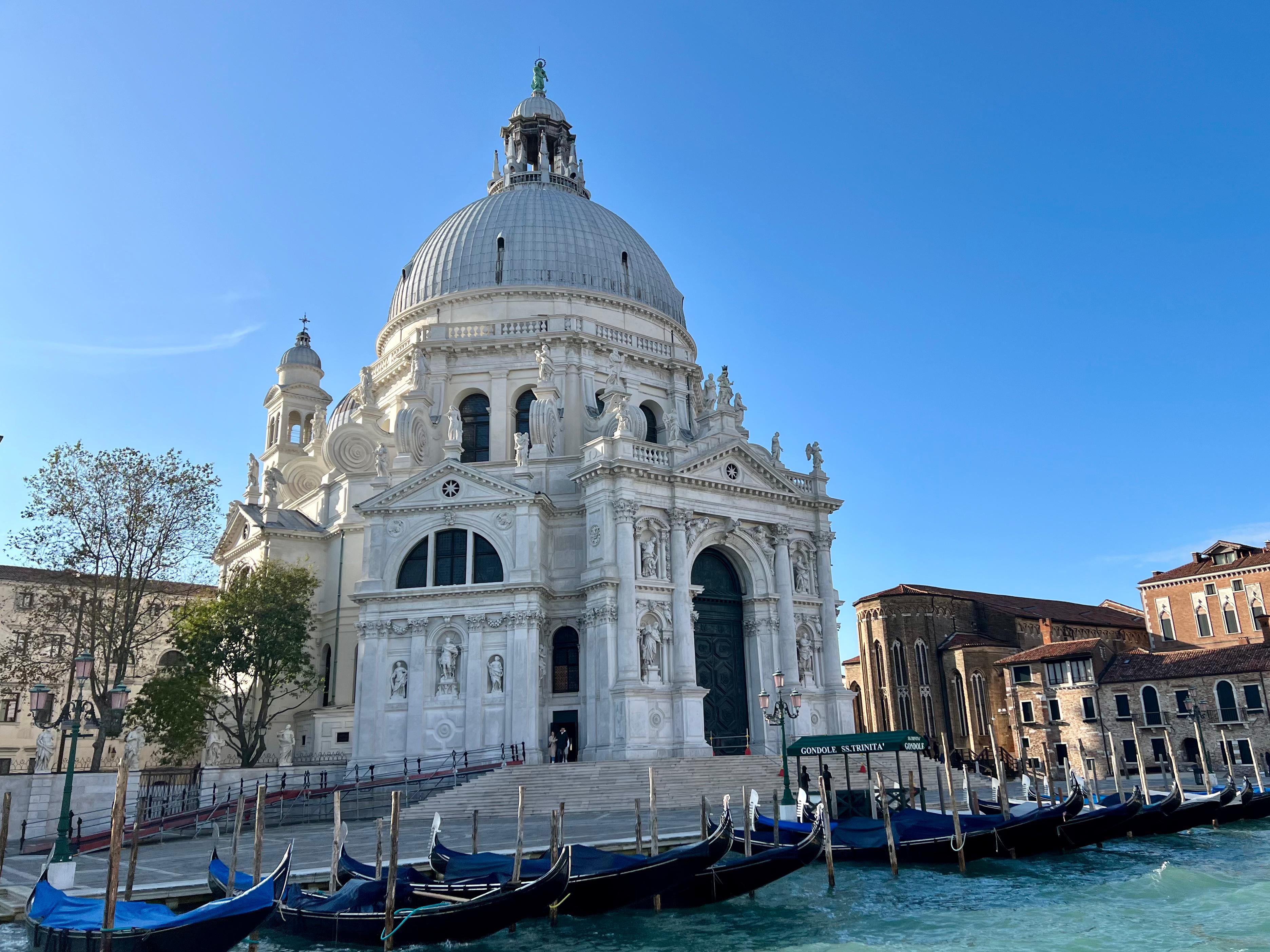 Apertura Del Ponte Votivo Per La Festa Della Madonna Della Salute